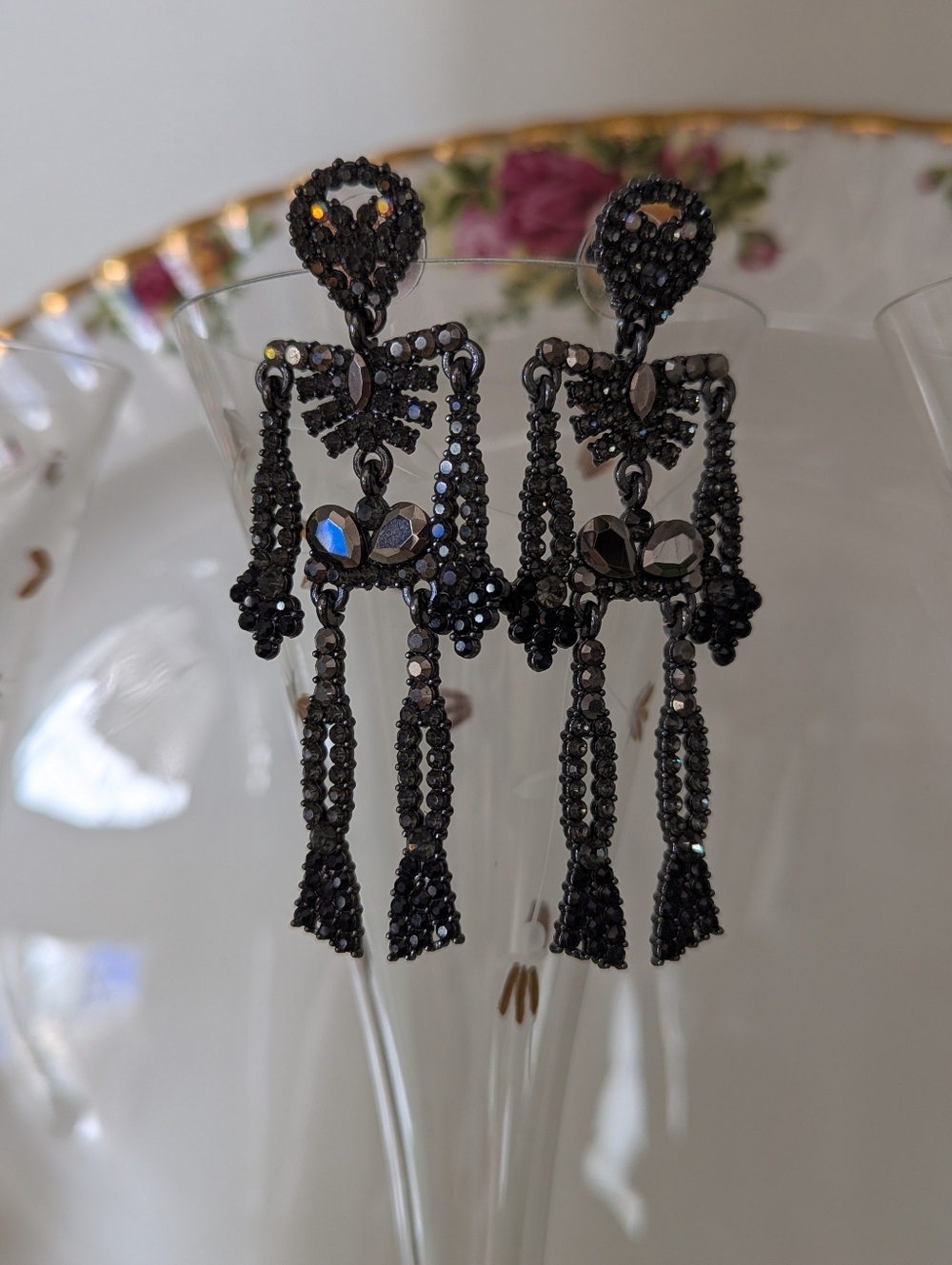 💀🖤Earrings Statement Black Crystal Skeleton Halloween Costume Whimsigoth - Picture 4 of 8